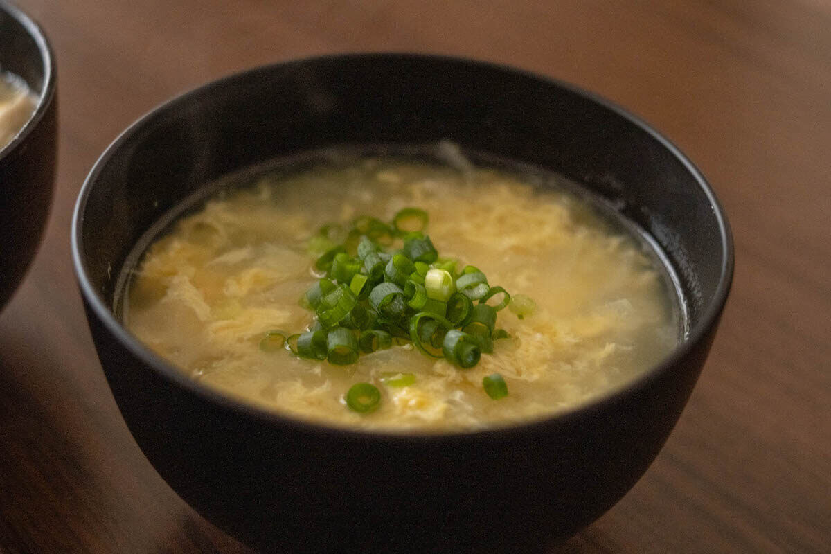 玉ねぎと卵の中華スープの完成写真